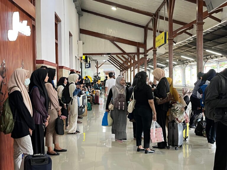 40.678-Tempat-Duduk-Tersedia-3-7
